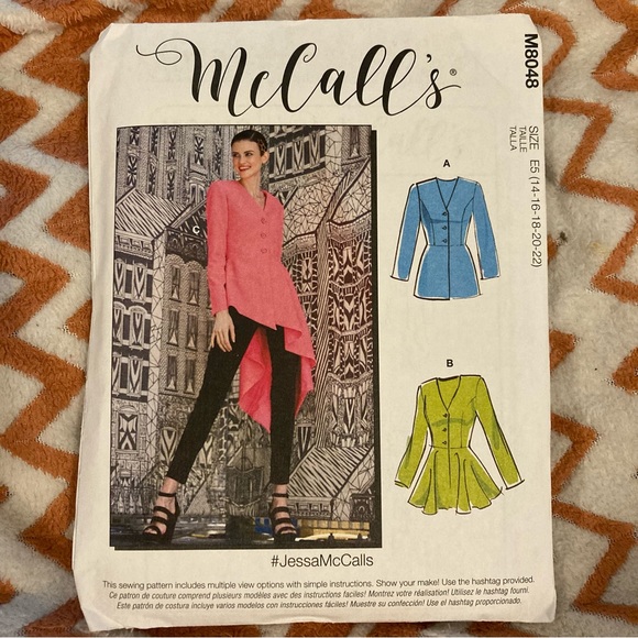 McCall’s Sewing Pattern 8048 - Picture 2 of 3